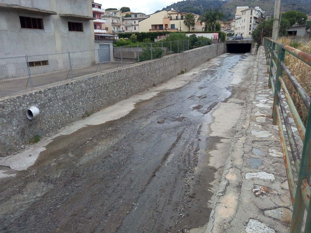 Fiumara Gallizzi zona Via Diaz - situazione attuale