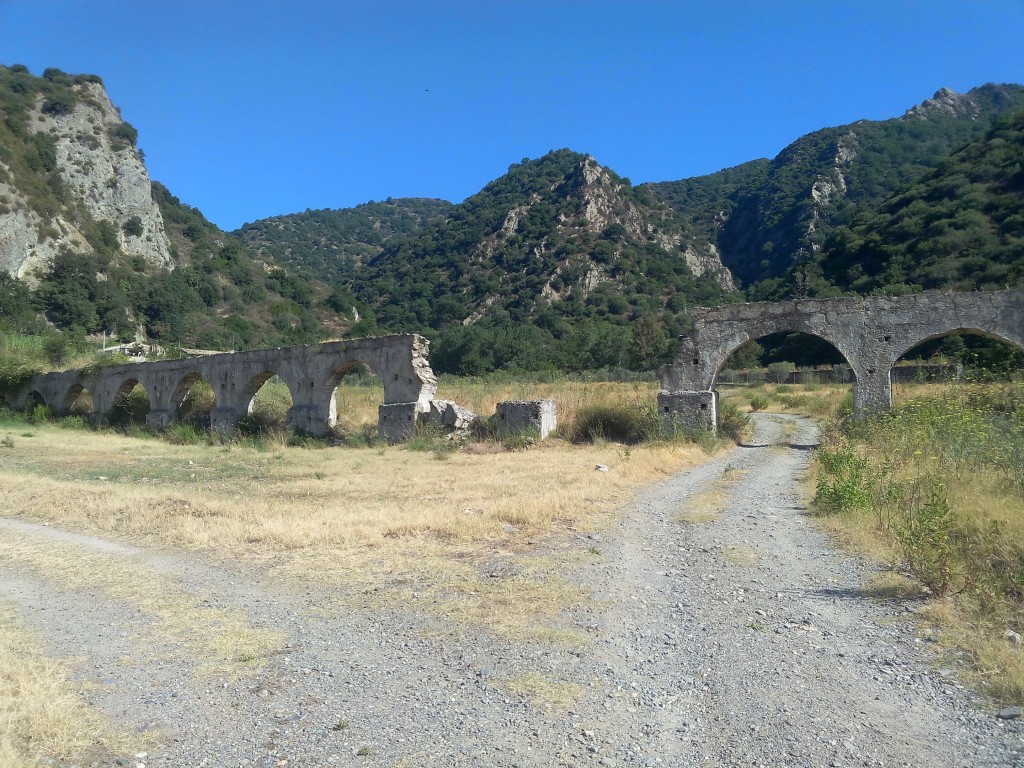 Prisdarello -resti di un antico acquedotto 
