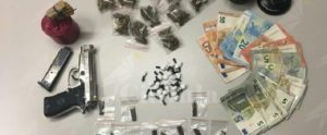 Si nasconde nell’armadio per sfuggire ai carabinieri: arrestato item-thumbnail