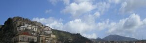 METEO INCERTO: A PASQUA E PASQUETTA OMBRELLI APERTI item-thumbnail