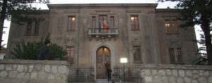 Coronavirus, i cauloniesi che sono andati a ballare a Soverato invitati a fare il tampone item-thumbnail