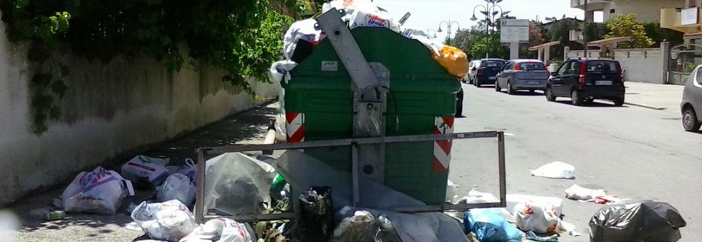 Venghino a Caulonia siori turisti, venghino!