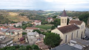 CAULONIA: FEDELI IN PREGHIERA, IL PARROCO PORTA VIA L’OSTIA CONSACRATA item-thumbnail