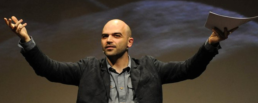 Anche Roberto Saviano loda i migranti di Gioiosa Ionica