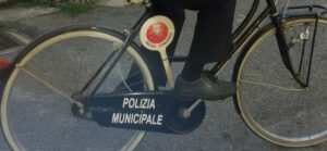 Polizia municipale di Caulonia? Pedala, pedala… item-thumbnail