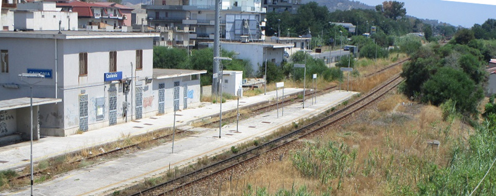 Da domani il treno per Reggio Calabria si fermerà anche a Caulonia