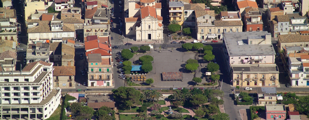 Querce tagliate a Siderno: la risposta del Comune