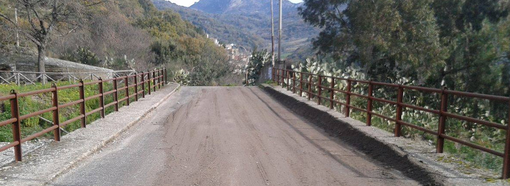 San Nicola,finalmente ripulito il ponte Ceresia