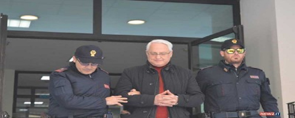 SISTEMA REGGIO, ARRESTATI I DE STEFANO: LA POLITICA TACE, NOI NO