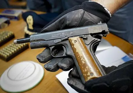 Maxi sequestro di armi nella Piana di Gioia Tauro, arsenale nascosto sottoterra