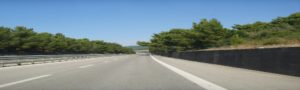 Precipita per 300 metri in un burrone con l’auto. Illeso item-thumbnail