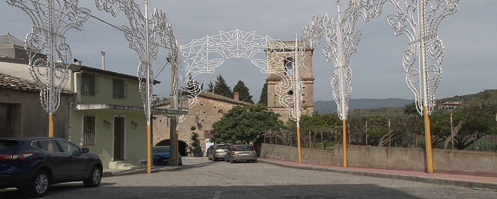 GIOIOSA IONICA, ALLA FESTA  DELL’ANNUNZIATA COSIMO PAPANDREA  PRESENTERA’ IL SUO ULTIMO DISCO