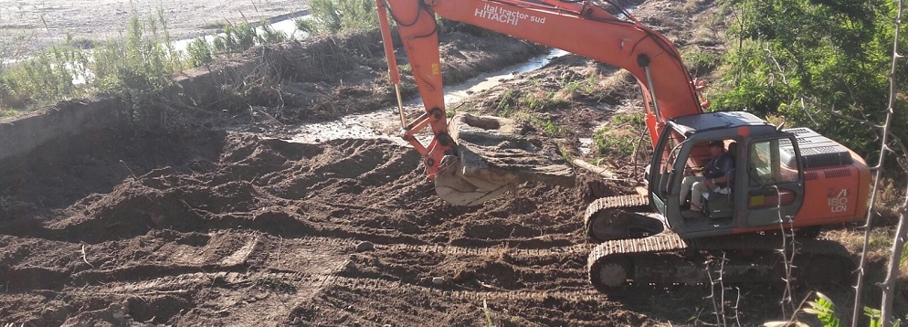 Condotta riparata: a breve dovrebbe tornare l’acqua a Caulonia e Roccella