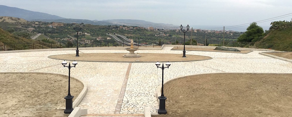 SIDERNO: GIOVEDÌ SARÀ INAUGURATA PIAZZA CAVONE