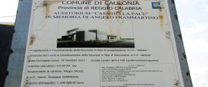 A Caulonia marina è in scena “aspettando Godot” item-thumbnail