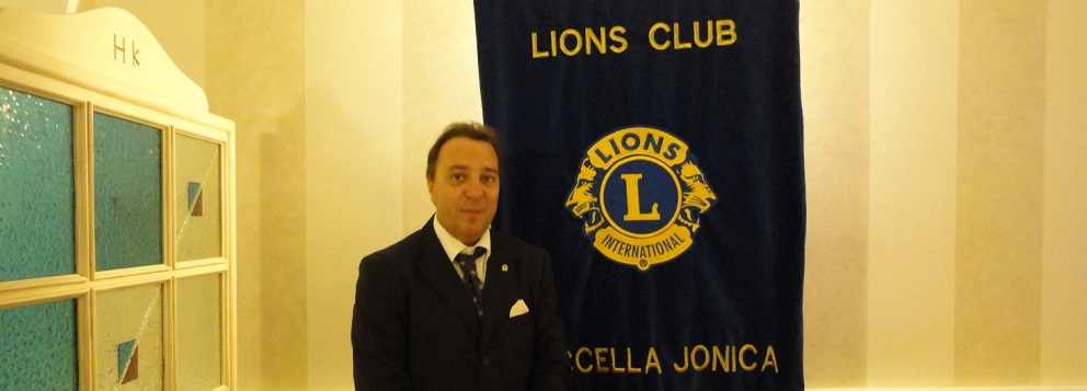 L’architetto Orazio Violante ha presieduto la cerimonia d’apertura del Lions Club di Roccella Jonica