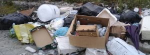 Polemica Caulonia-Roccella per i rifiuti. Le foto dei lettori item-thumbnail