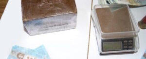 Nascondeva droga in officina, arrestato item-thumbnail