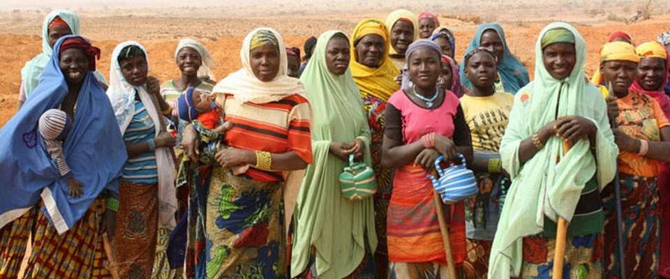 Orti per le donne e riciclo di plastica in Niger: ReCoSol racconta