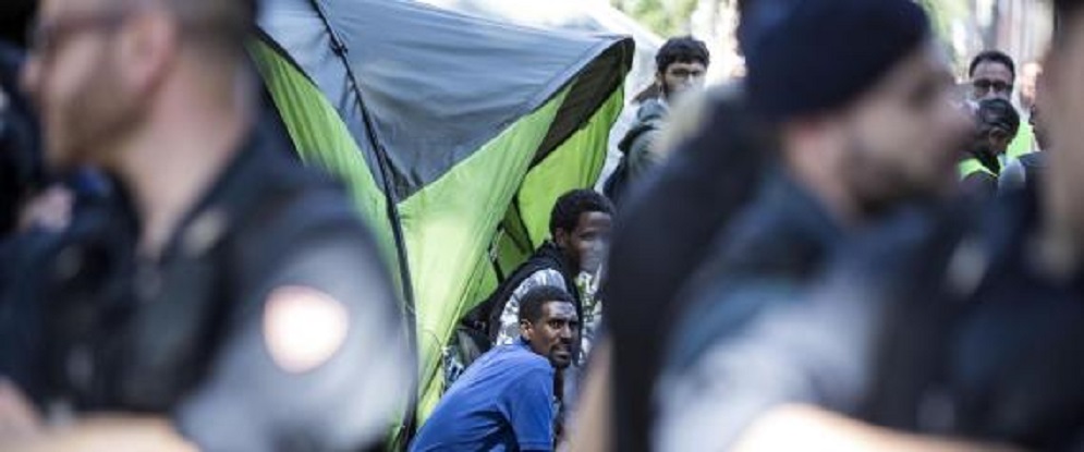 Incendio baraccopoli migranti San Ferdinando