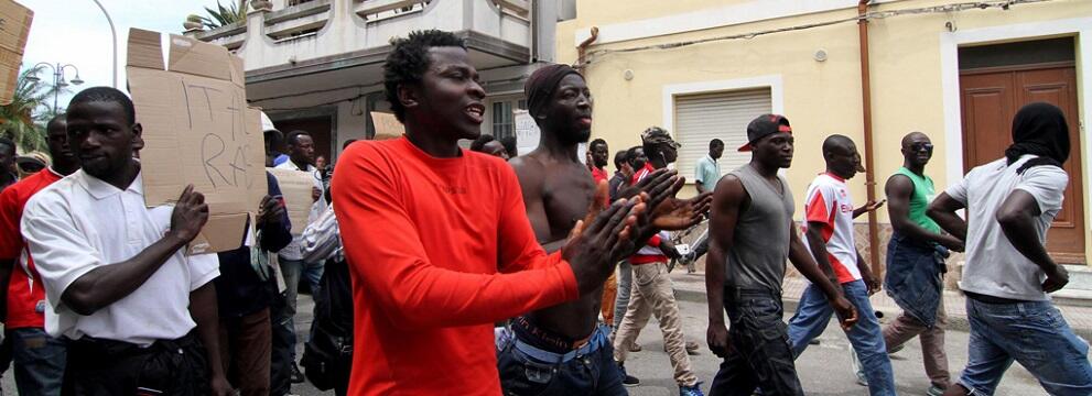 Diverse versioni sull’uccisione del migrante a Rosarno, secondo “Internazionale”