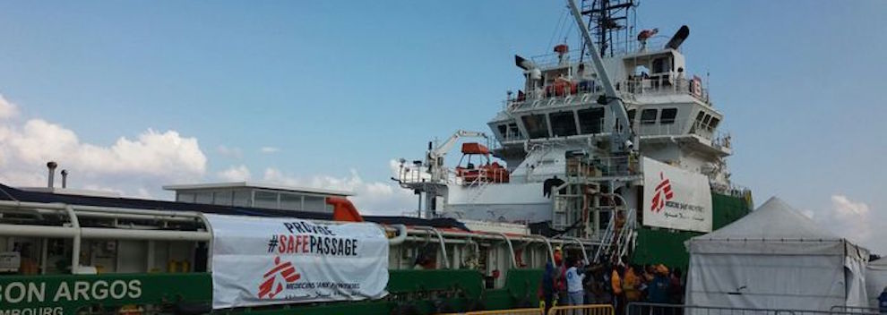 A Reggio Calabria arrivati 541 migranti, uno ferito