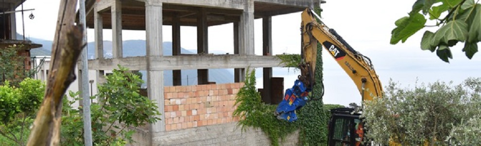 Demolita villa abusiva a Bagnara