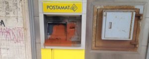 Assaltano “postamat”, un arresto item-thumbnail