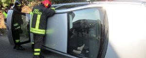 Incidente stradale a Siderno, intervento dei vigili del fuoco item-thumbnail