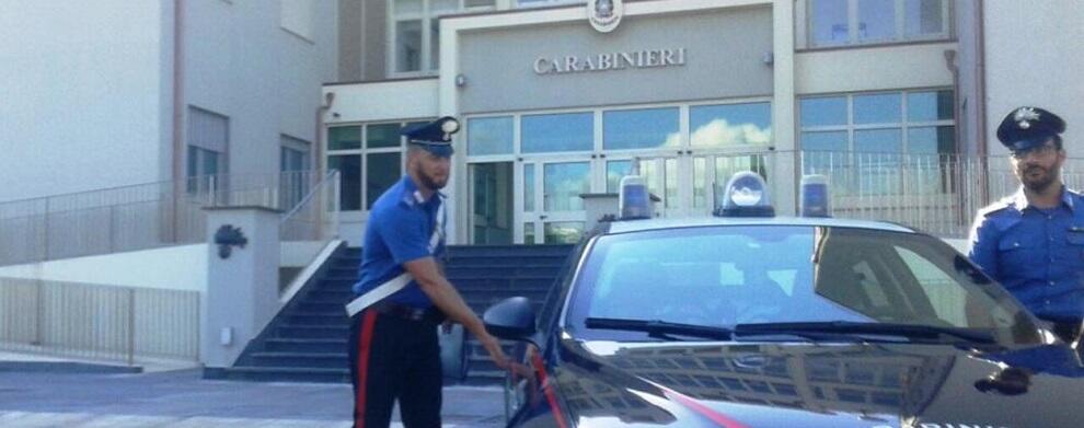 Caulonia: i Carabinieri chiudono un esercizio commerciale frequentato da persone controindicate