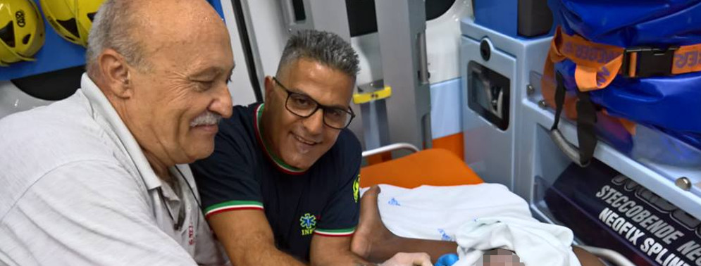 Caulonia, bimbo nasce in ambulanza