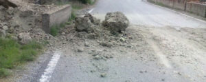Caulonia, ancora frane sulla Strada Provinciale item-thumbnail