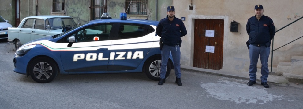 Controlli della polizia stradale: numerose denunce e sanzioni