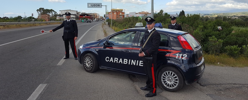 Carabinieri locride: 2 arresti e 5 denunce