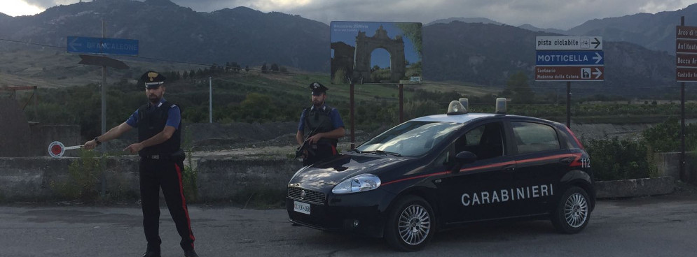 I Carabinieri eseguono 45 arresti per associazione mafiosa