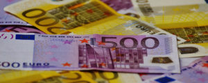 Sorpreso con un carico di armi e 30 mila euro falsi, arrestato item-thumbnail