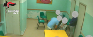 Reggio Calabria, maltrattamenti ai bambini: arrestate due maestre item-thumbnail