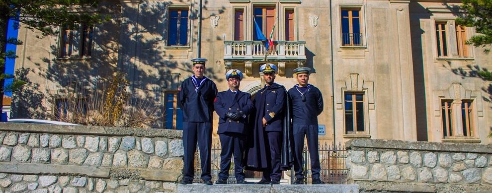 Guardia Costiera Roccella Jonica salva famiglia Caulonia. Conferito encomio solenne