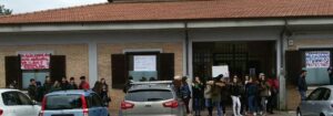Sciopero e protesta dei ragazzi del Liceo Scientifico di Gioiosa Jonica item-thumbnail