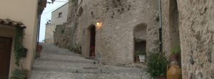 Cominciano le attività del “Teatro al Castello” di Gioiosa Jonica item-thumbnail