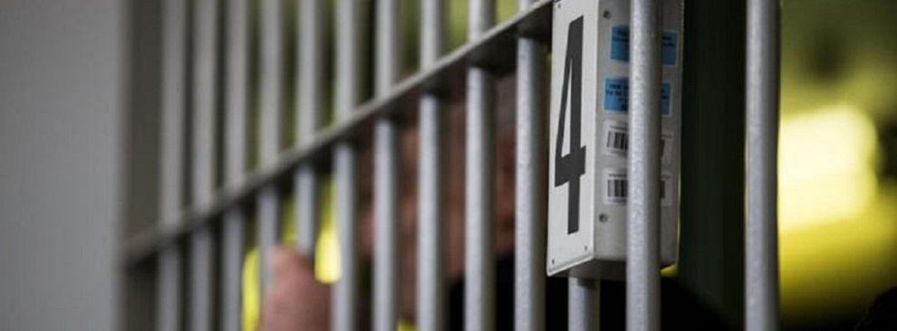 Favori ai detenuti della cosca Iamonte, in arresto l’infermiere del carcere