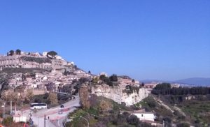 Strada Provinciale tratto Gerace-Locri: Aggravata la situazione di dissesto item-thumbnail