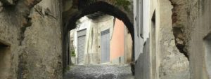 Caulonia, 58enne trovato morto in casa item-thumbnail