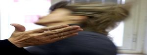Cosenza: Donna costretta a subire maltrattamenti si rivolge ai carabinieri item-thumbnail