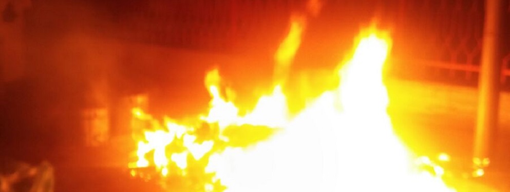 Incendiati due cassonetti a Gioiosa Ionica