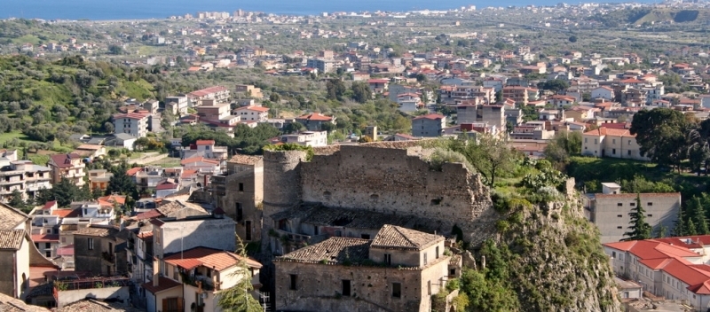 Castello di Gioiosa Ionica: come riuscire a valorizzarlo?