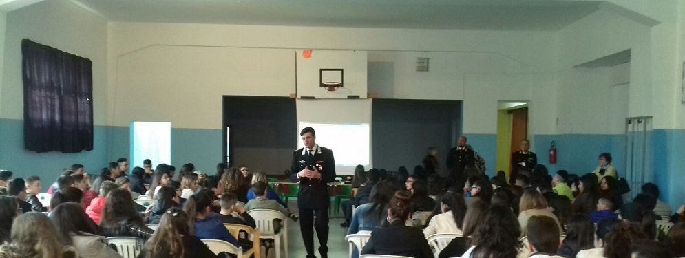Incontro con i Carabinieri nelle scuole  a Caulonia e Bovalino