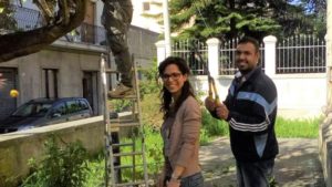 Il Progetto Sprar di Cinquefrondi gestirà le aiuole della Mediateca comunale item-thumbnail