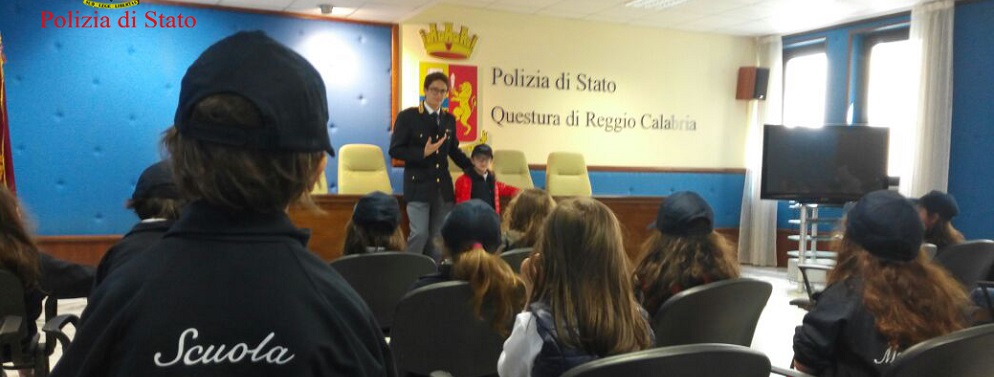 La Scuola Primaria Paritaria Montessori in visita… “Un giorno in Questura”