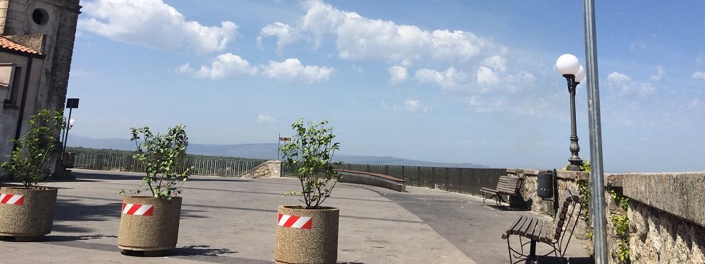 Polistena: Isola pedonale permanente sul piazzale Trinità